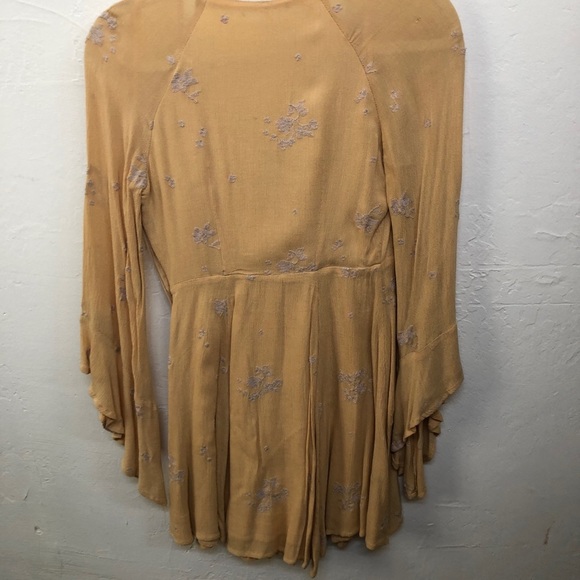 Free People bell sleeve dress size 0 - Picture 5 of 5